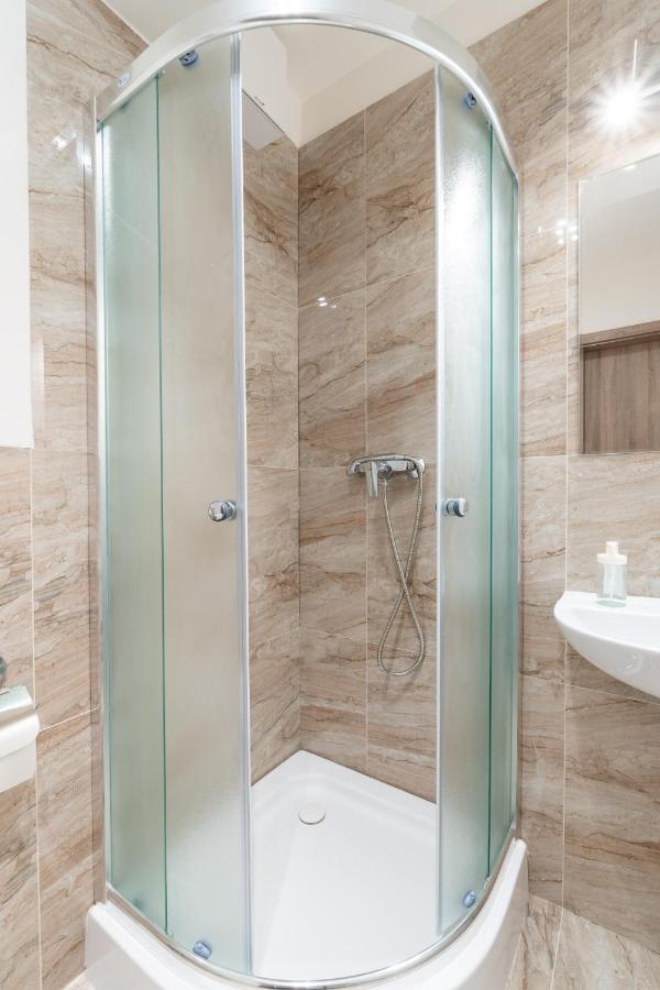 Brand New Studio Apartment #31 In Brand New Building With Free Parking In The Center Prague Extérieur photo